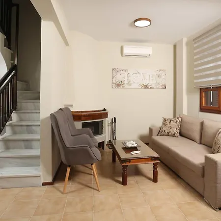 Tree Tree Suites, Large Paradise Gardens, 2 Min To