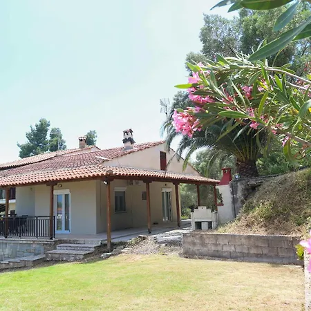 Villa Tree Tree Suites, Large Paradise Gardens, 2 Min To Pefkochori