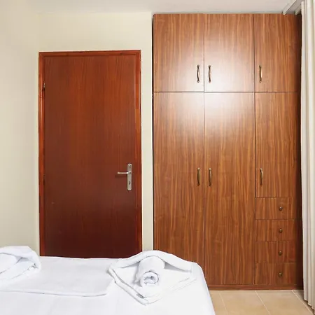 Villa Tree Tree Suites, Large Paradise Gardens, 2 Min To Pefkochori
