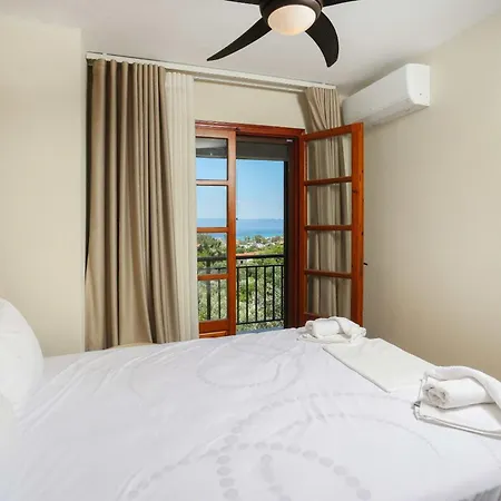 Tree Tree Suites, Large Paradise Gardens, 2 Min To Villa