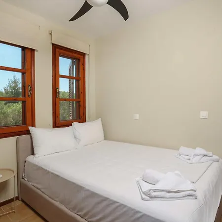 Tree Tree Suites, Large Paradise Gardens, 2 Min To