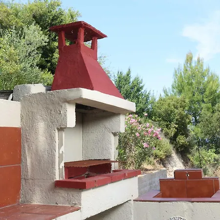 Tree Tree Suites, Large Paradise Gardens, 2 Min To فيلة *