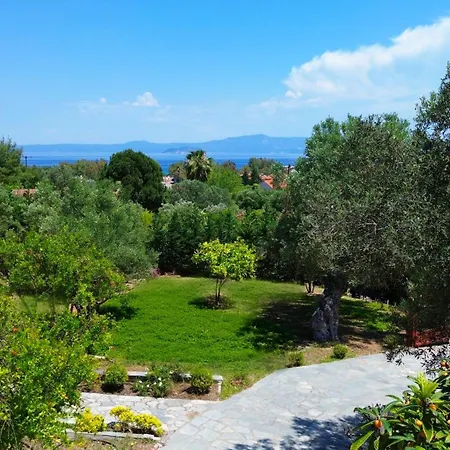 Villa Tree Tree Suites, Large Paradise Gardens, 2 Min To
